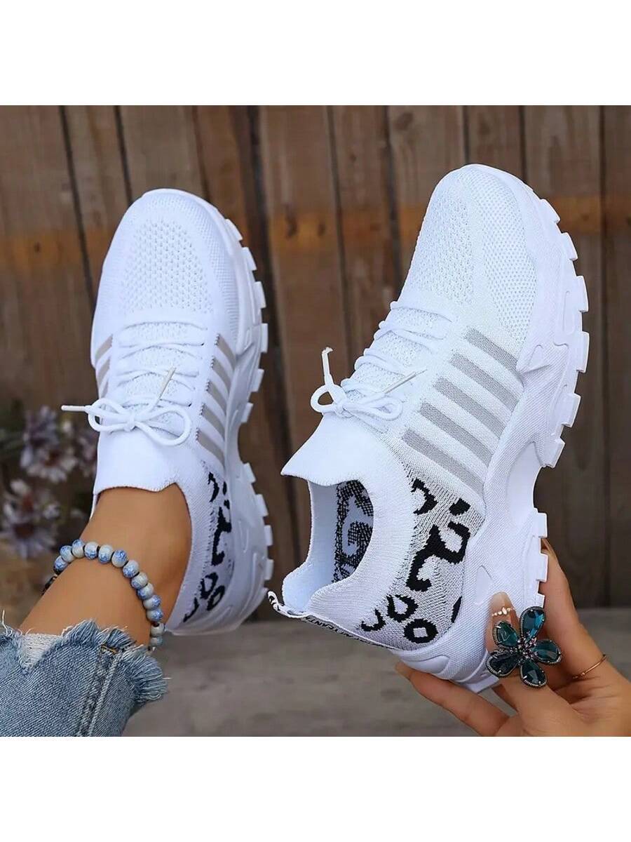https://img.ltwebstatic.com/v4/j/spmp/2025/06/05/af/17491320336365552ebdfedce3c9f1ff4dc0f36fc4_square_thumbnail_900x.webp